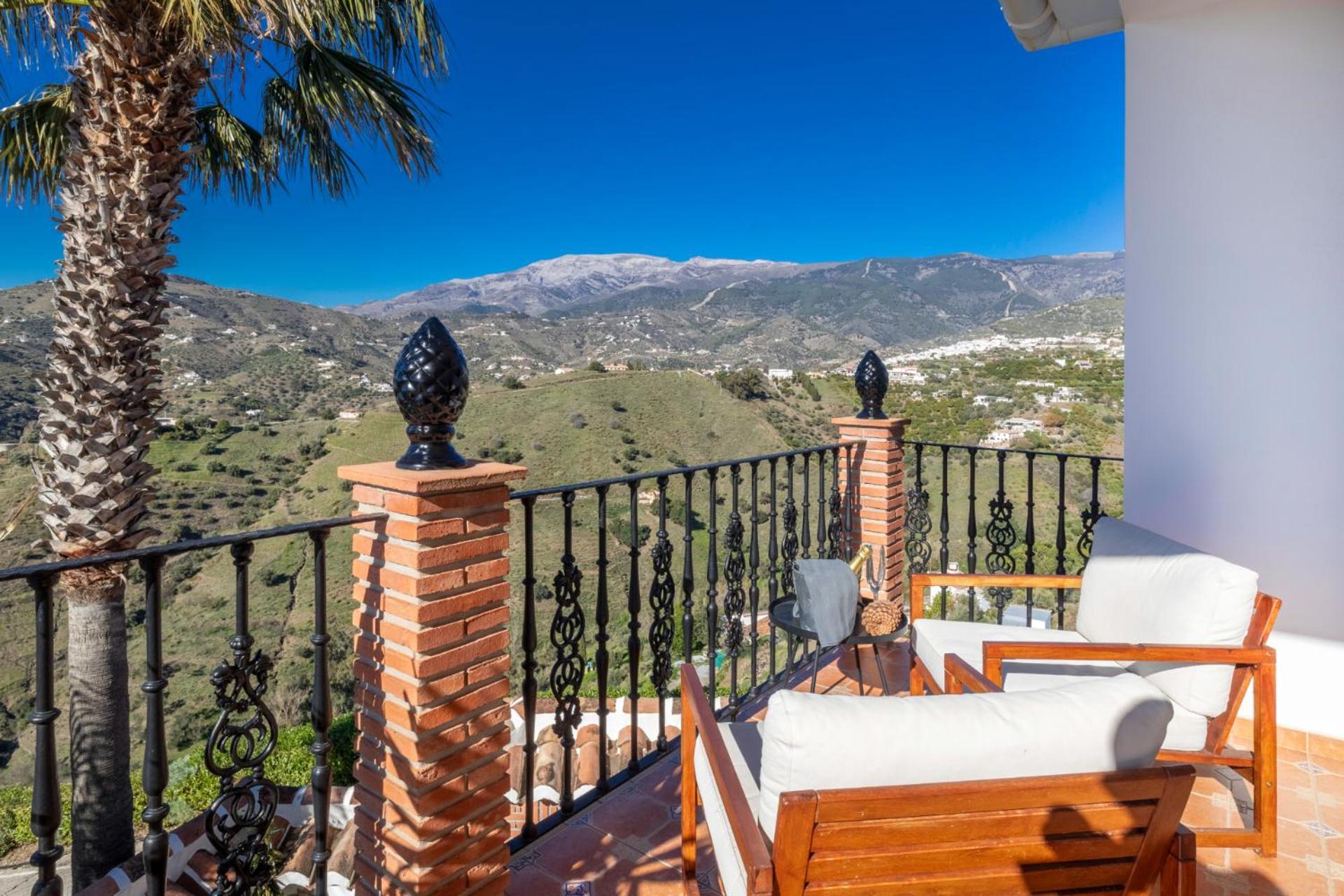 Malaga Hills Double Comfort Boutique & Wellness Eco-Hotel -Adults Only- 콤페타 외부 사진